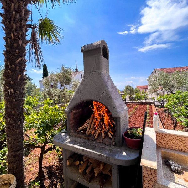 MarVil - Cozy Rooms with Private Terrace and Free Parking 🌅, Zadar & Krk Vacation Oasis Zadar