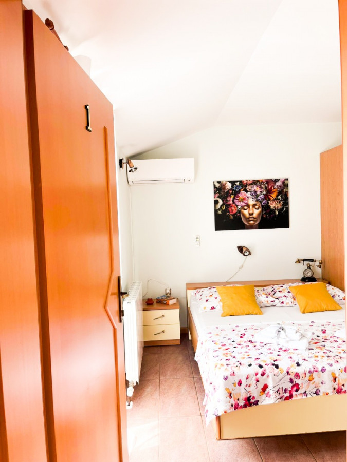Summer Escape: Room with sea view terrace, Zadar & Krk Vacation Oasis Zadar