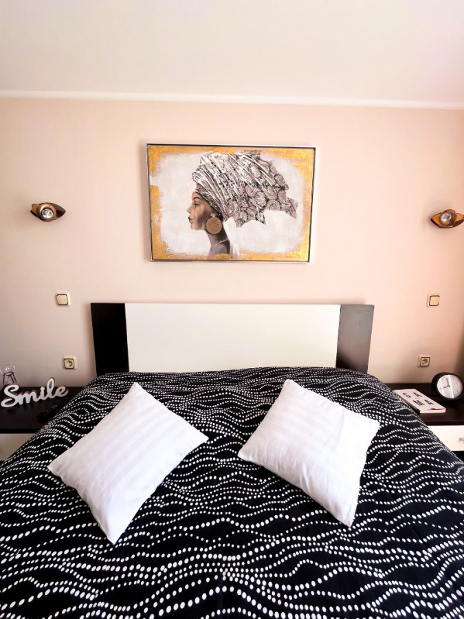 Bright and Sunny Room with Terrace, Zadar & Krk Vacation Oasis Zadar